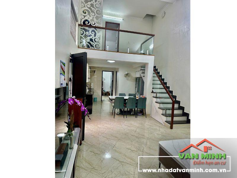 Bán nhà Lô Góc tại Thư Trung, Văn Cao, Đằng Lâm, Hải An, Hải Phòng