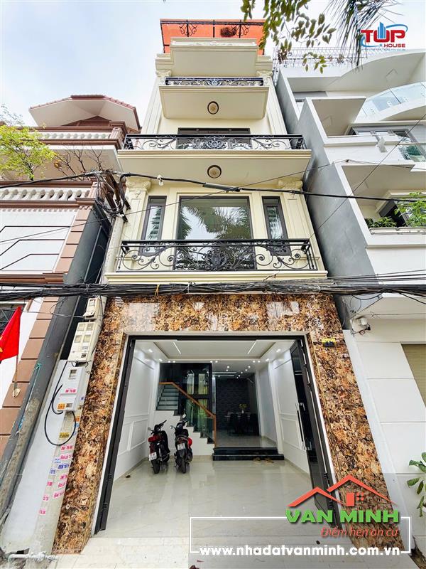 Bán nhà đẹp đường phố phố Văn Cao - Lạch Tray, Ngô Quyền, HP