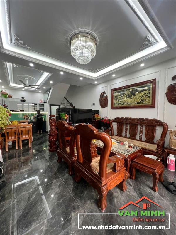 Bán nhà 4 tầng , ô tô đỗ cửa , Trung Hành thông Ngô Gia Tự , Hải An 