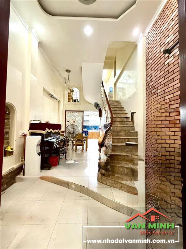 Bán nhà trong ngõ đường Nguyễn Đức Cảnh, Lê Chân, Hải Phòng.