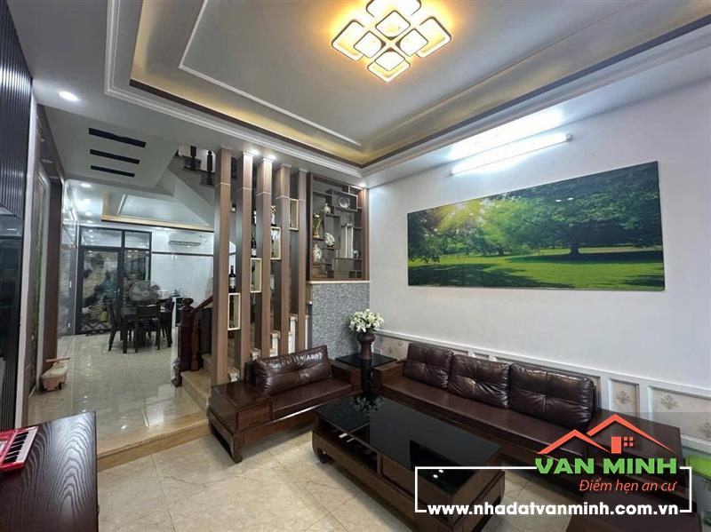 Bán Nhà Khu Vực Quán Nam