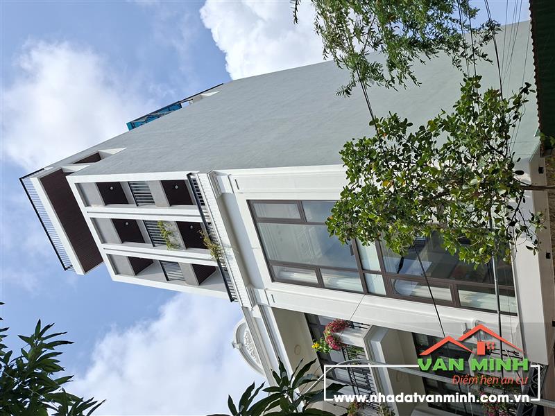 - NHÀ 6,5 TẦNG THANG MÁY TĐC LÊ CHÂN – GẦN AEON MALL HẢI PHÒNG   - Thông tin: 60m², nhà 6,5 tầng thang máy hiện đại khu TĐC L