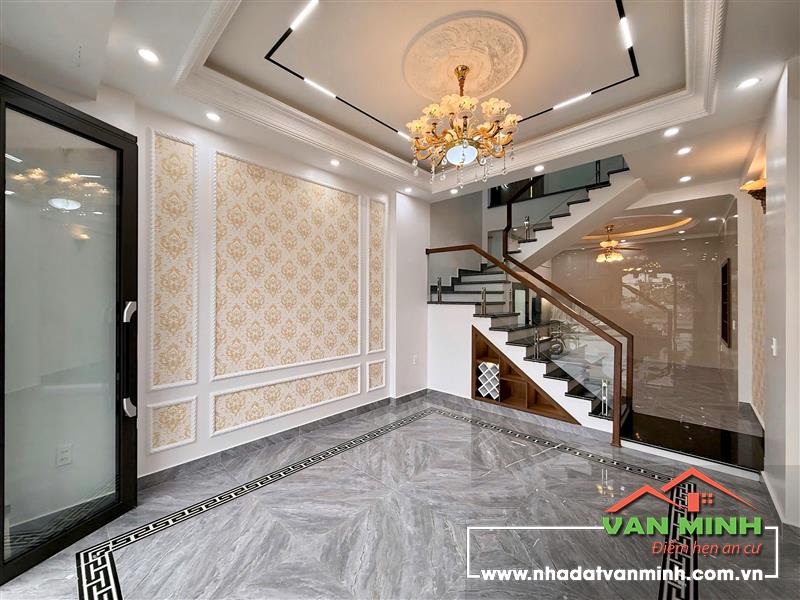  NHÀ ĐẸP TĐC VINHOMES RIVERSIDE – HOA QUẢ 