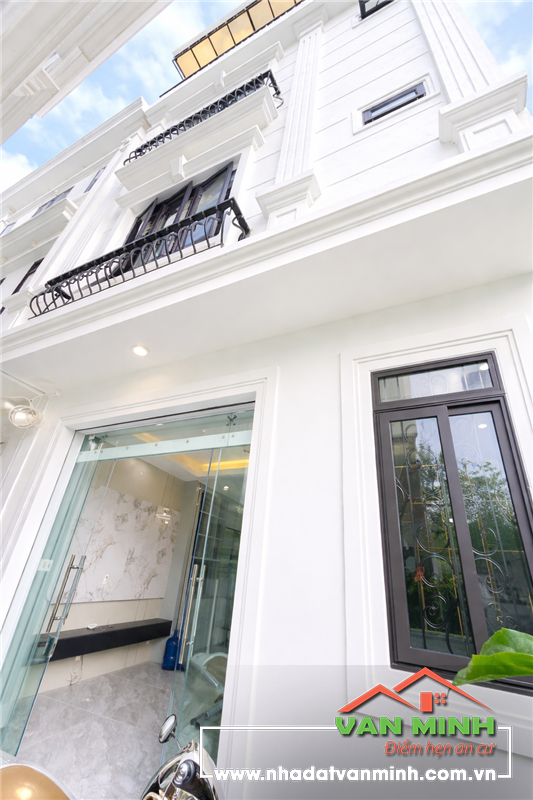 Bán Nhà Miếu Hai Xã- Hồ Sen