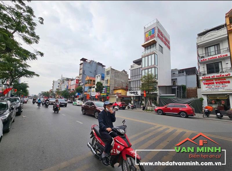 Bán nhà mặt đường Lạch Tray, Lê Chân, Hải Phòng