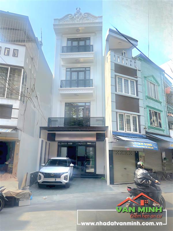 - Nhà bán 5 tầng  mặt đường Chợ Hàng Lê Chân Hải Phòng  - Diện tích: 77 m² thang máy. - Có 6 phòng ngủ, 5 vs, phòng khách, ph