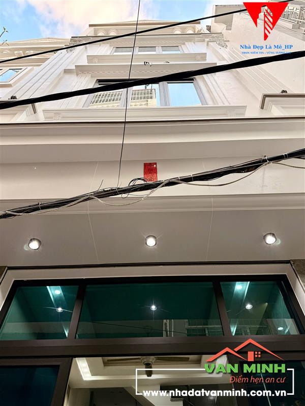 Bán nhà phố Chợ Hàng - Hồ Sen, Lê Chân, Hải Phòng