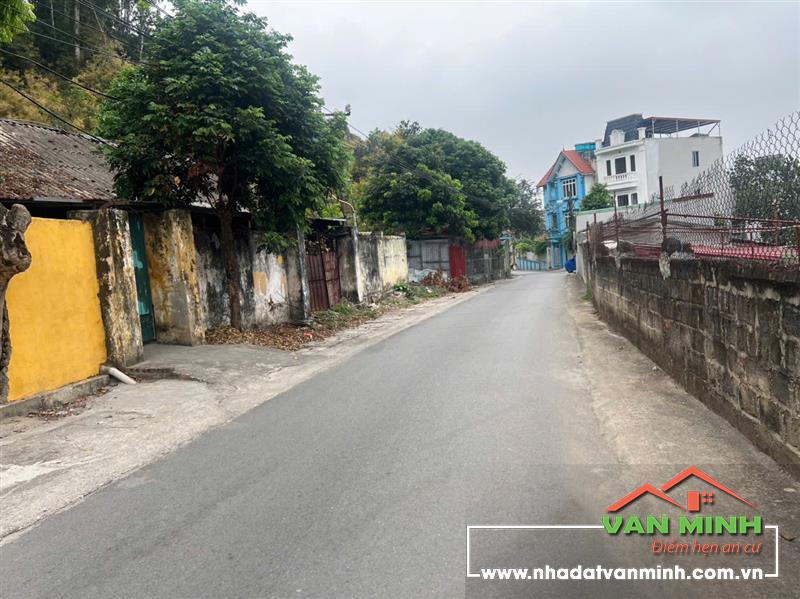 Bán đất ngõ 373 Lê Duẩn - 105m2 - Đường 6m