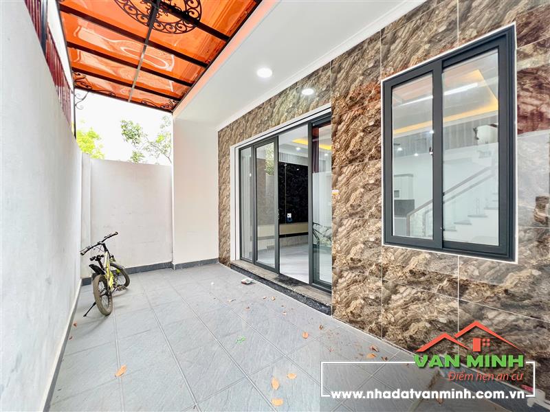 Bán nhà đẹp xây mới giá rẻ ngõ 440 Chợ Hàng, Lê Chân, Hải Phòng