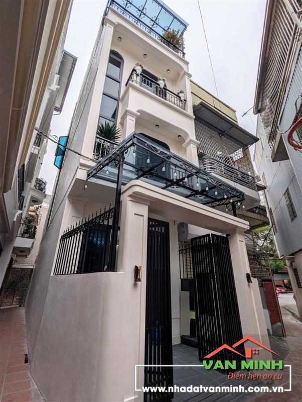 Bán nhà Hồ Sen Lê chân Hải phòng 