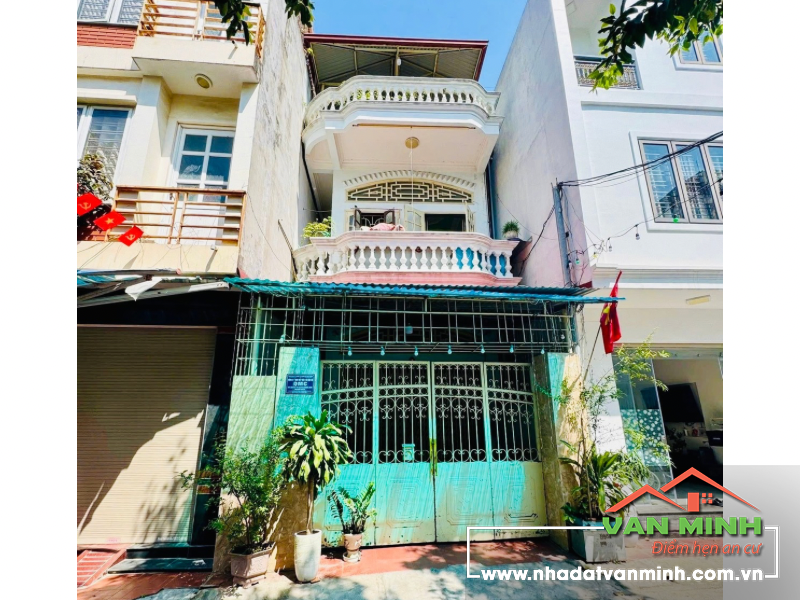 Chuyển nhượng lô đất, tặng nhà 2 tầng số 44 mặt đường Nam Trung Hành, Hải An, Hải Phòng