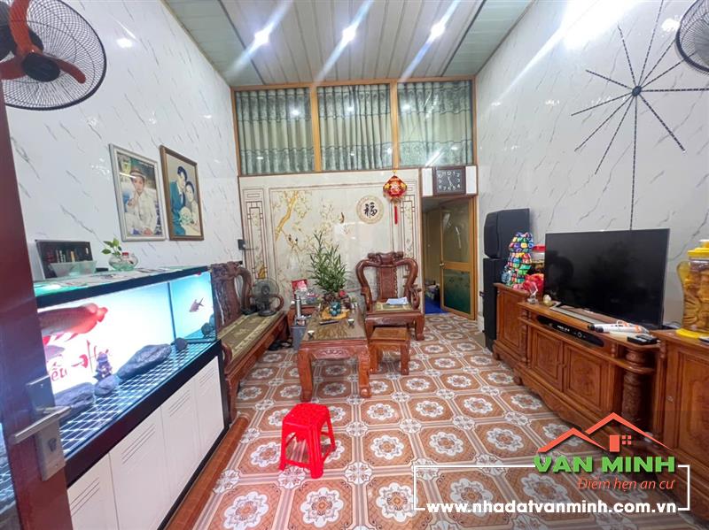 Bán nhà 1,5 tầng đường Đồng Hoà - Ngõ trước đất rộng ~ 5m