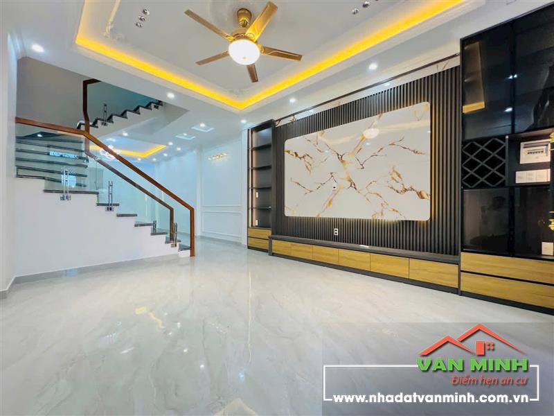 BÁN NHÀ PHỐ KHÚC THỪA DỤ - AEON - THIÊN LÔI
