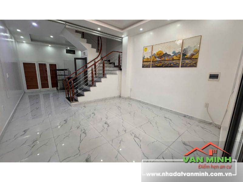 Bán nhà ngõ 165 Đà Nẵng (thông ngõ 81 Đà Nẵng thông Lê Lai), Ngô Quyền, Hải Phòng