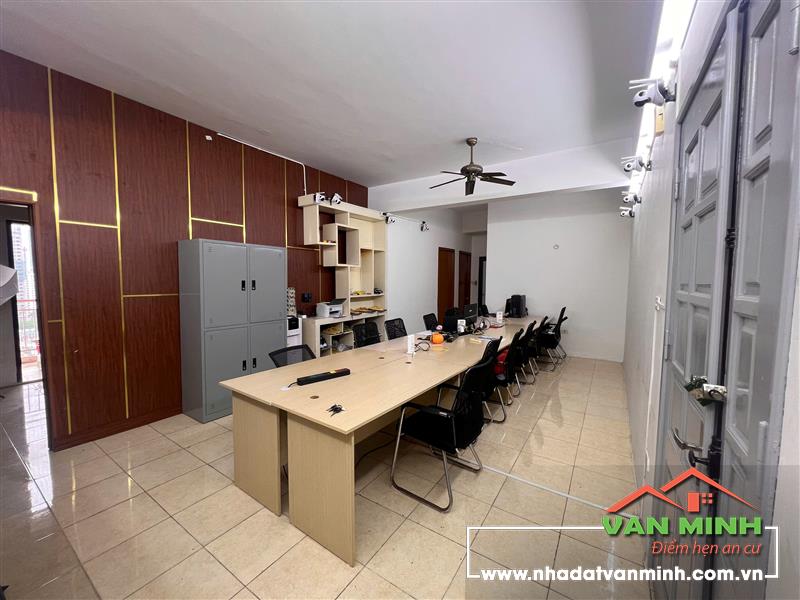 Chính chủ cho thuê căn hộ 137 Nguyễn Ngọc Vũ, Yên Hòa, 3PN, ở hoặc làm văn phòng, 90m2, 12tr/tháng