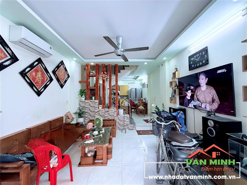 Bán nhà Văn Cao - Thư Trung 4 tầng ngõ 7m