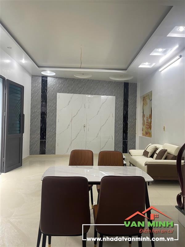 Bán nhà mặt ngõ Trung Hành ngõ nống