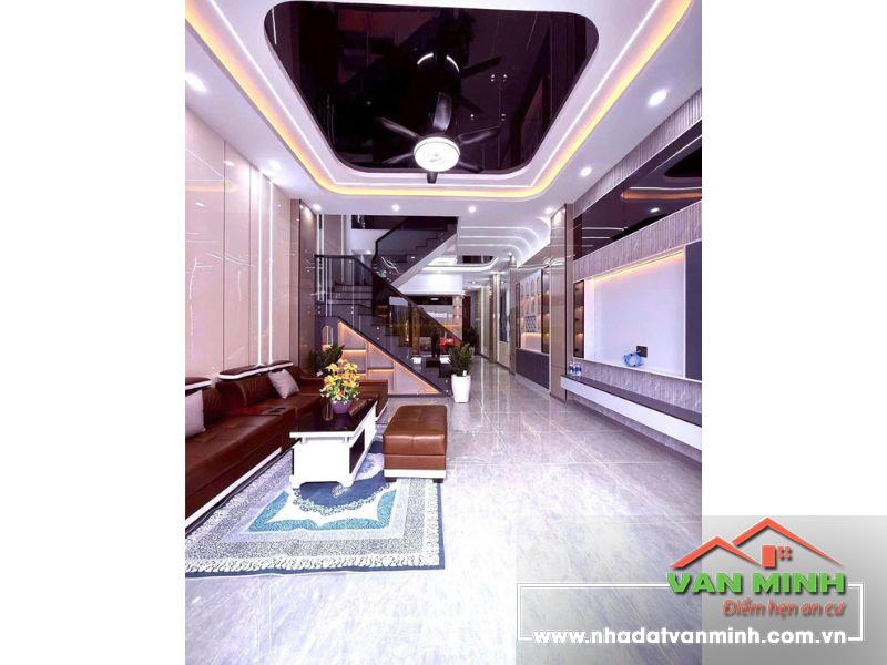 Chính chủ cần chuyển nhượng căn nhà mặt đường Kiều Sơn, Văn Cao, Ngô Quyền, Hải Phòng