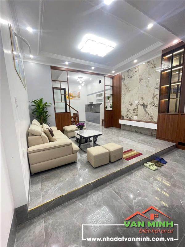 Nhà phố Thiên Lôi- ô tô đỗ cách nhà 10m ngày đêm