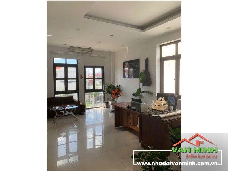 Cho thuê tầng 3 căn shophouse xẻ khe BH01-19, mặt đường Bạch Đằng, Vinhomes Imperia, Hồng Bàng, Hải Phòng